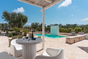 Villa - Trullo Eughene a con Piscina (Ostuni)