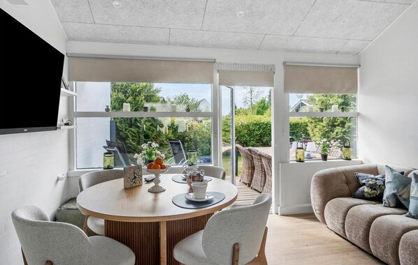 Interior - Stunning home in Væggerløse with WiFi (Væggerløse)