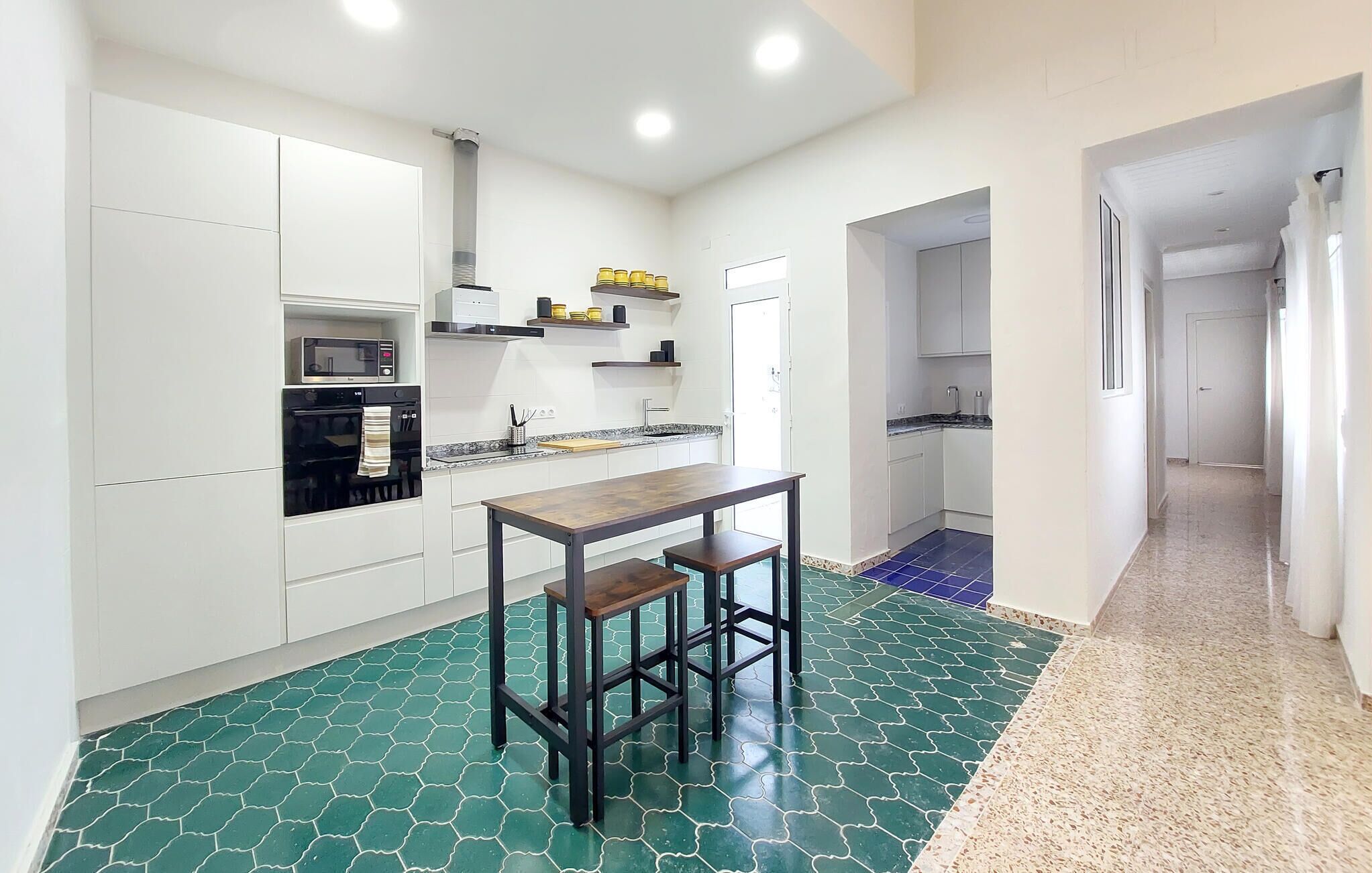 Kühlschrank, Ofen, Herdplatte, Geschirrspüler