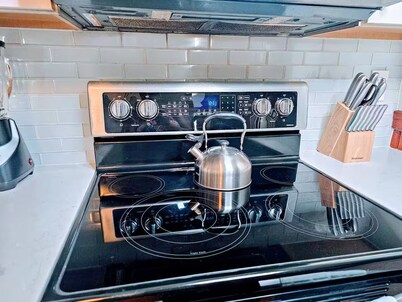 Spacious 4-bedroom house in welcoming Nashua NH