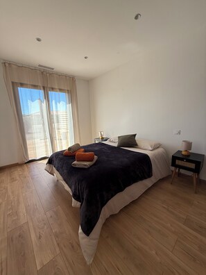 4 Schlafzimmer, Bügeleisen/Bügelbrett, Reisekinderbett, kostenloses WLAN