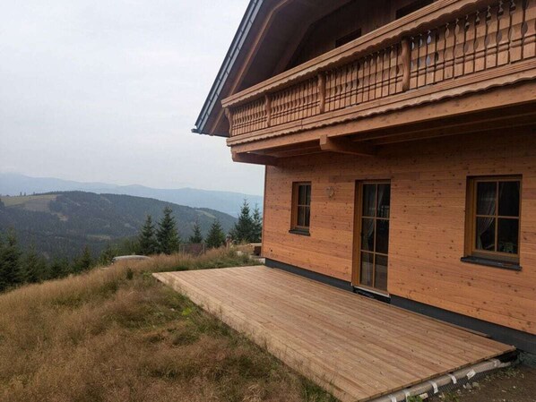 Exterior detail - Hut in Bad St. Leonhard With Barbecue (Bad Sankt Leonhard im Lavanttal)