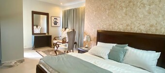 2Bedroom BahriaTown-Manzar Holiday Homes