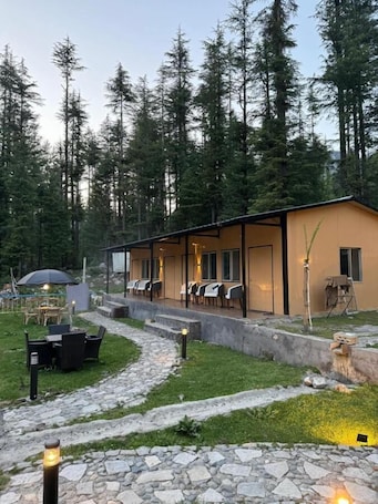 Exterior. Infinity Villa and Resort Kumrat Valley