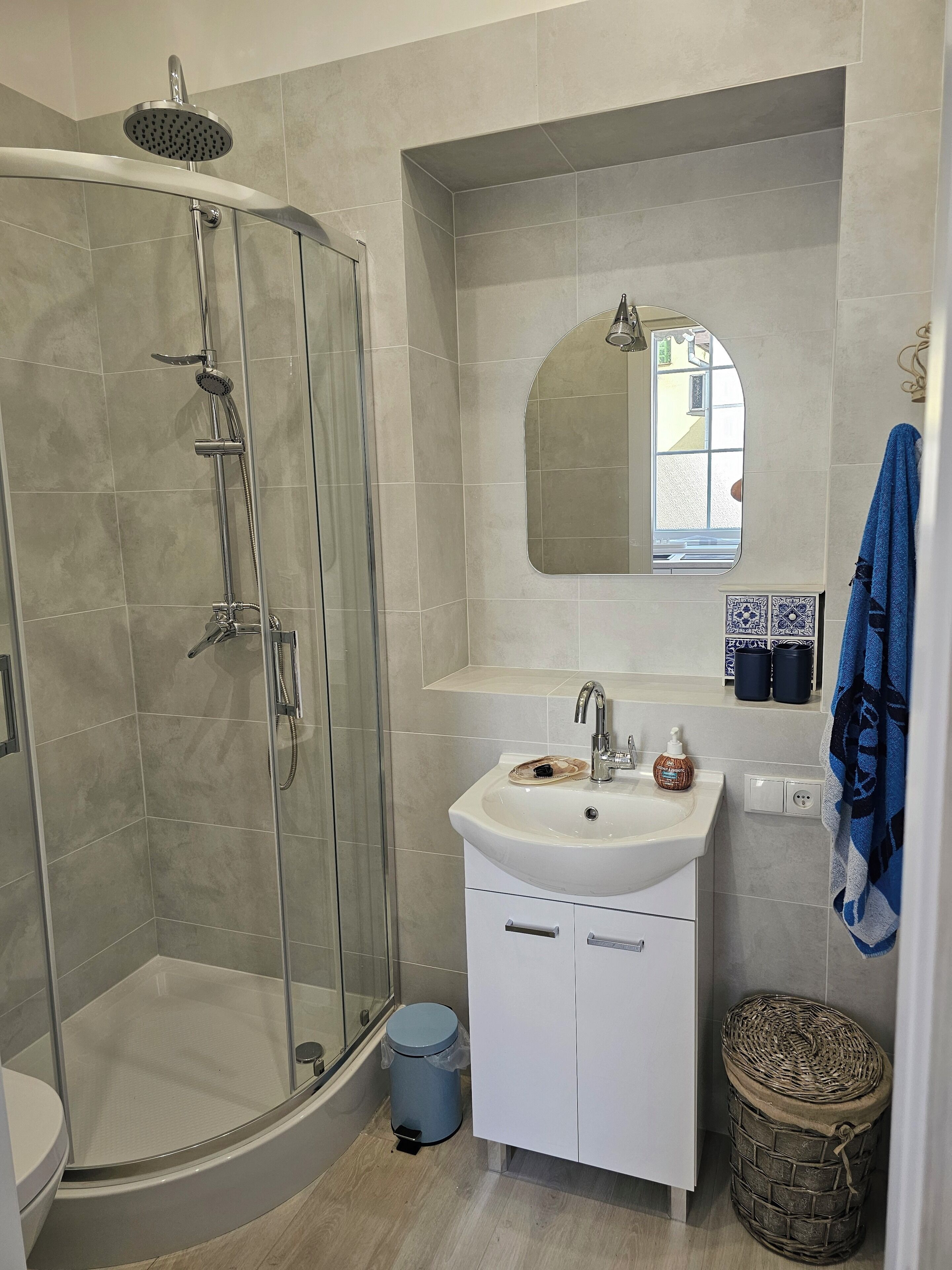 Hair dryer, towels, toilet paper