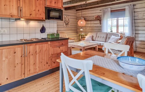 2 bedroom stunning home in åsensbruk