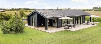 "Faidra" - 1.1km from the sea by Interhome