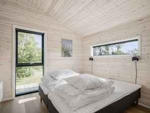 5 soverom og internettilgang