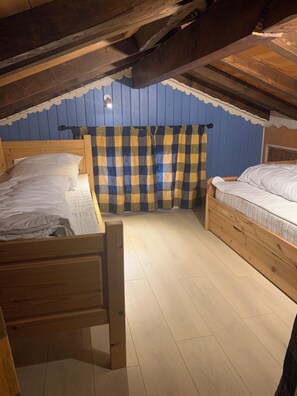 2 Schlafzimmer, Bügeleisen/Bügelbrett, WLAN