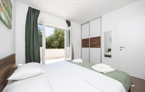 2 chambres, lit de bébé portatif, accès au Wi-Fi (inclus)