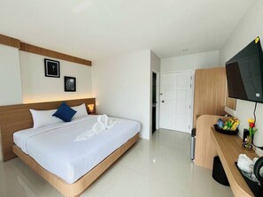 Deluxe Double Room, Balcony, City View