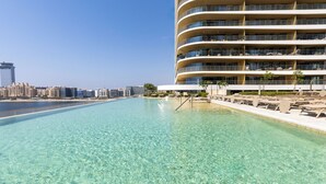 Pool - Maison Privee - Coastal Living w/ Uninterrupted Sea and Palm Views (Dubai)