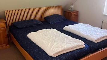 3 bedrooms, iron/ironing board, WiFi