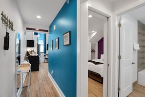 2 chambres, fer et planche à repasser, Wi-Fi gratuit, draps fournis