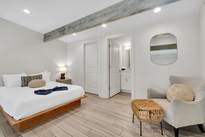 2 chambres, fer et planche à repasser, Wi-Fi gratuit, draps fournis