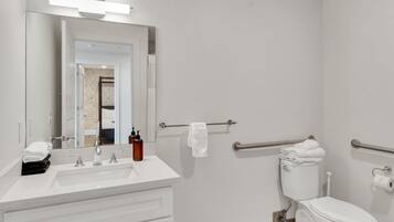 風筒、提供毛巾