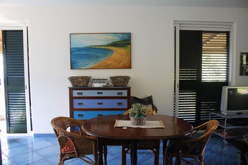 Sea view house: an ideal place for family or friends vacation