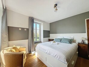 3 bedrooms, iron/ironing board, WiFi, bed sheets - La Fraisnaie - Beachfront house in Omaha Beach (Saint-Laurent-sur-Mer)