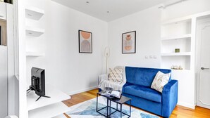 Unclassified image, 3 of 25, button - Bright 1BR by Palais Garnier  (Paris)