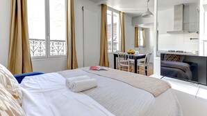 Unclassified image, 5 of 25, button - Bright 1BR by Palais Garnier  (Paris)