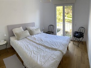2 bedrooms
