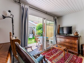 TV - Arcachon: Charming Outbuilding 400m from the Beach (Arcachon)