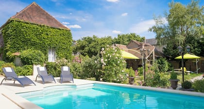 Aux Charmes de Maintenon - Adults Only