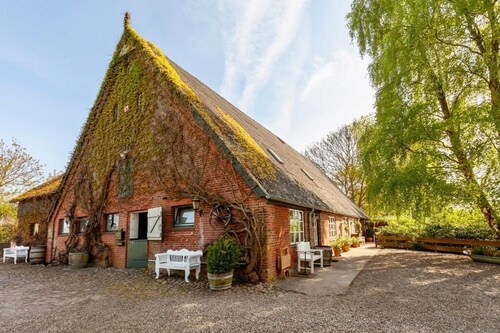 Hof Fetthörn is a beautiful remaining farm near the Baltic Sea in an absolutely secluded location