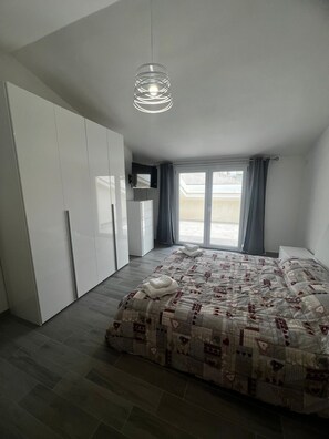 1 Schlafzimmer, Bügeleisen/Bügelbrett, kostenloses WLAN, Bettwäsche