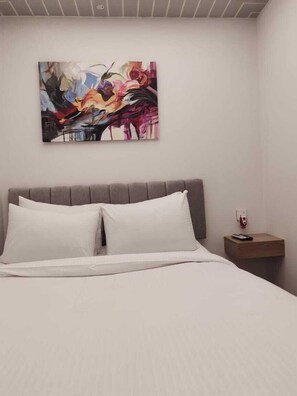 Deluxe Double Room, City View | Free WiFi - Kazi Castle (Rajshahi)