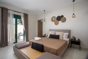 3 chambres, fer et planche à repasser, accès au Wi-Fi (inclus)
