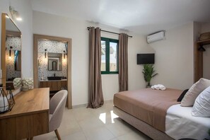 3 bedrooms, iron/ironing board, free WiFi, bed sheets - Lythari Summer Villa (Αφάντου)