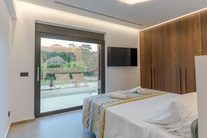 4 Schlafzimmer, Bügeleisen/Bügelbrett, WLAN, Bettwäsche