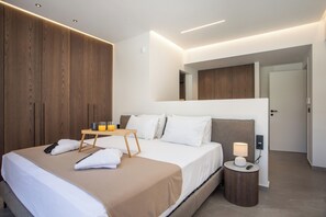 4 chambres, fer et planche à repasser, Wi-Fi gratuit, draps fournis
