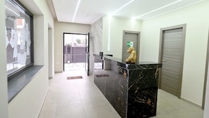 Ảnh chưa phân loại, 5 trong số 8 ảnh, nút