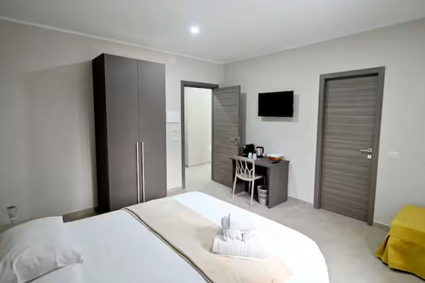 Quarto casal ou duplo luxo, vista para a montanha | Wi-Fi de cortesia, roupa de cama