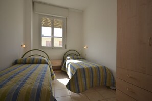 2 bedrooms