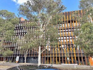 Exterior - Historic Urban Sanctuary w/ Modern Flair & Parking (North Melbourne)