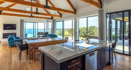 Te Whau Retreat - Whole Property