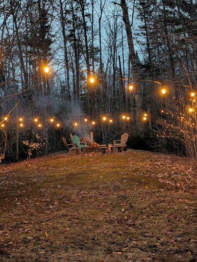 Cozy Cabin in Barss Corner with hot tub. Pet-Friendly!