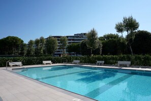 Studio - flera sovrum - balkong - havsutsikt | Pool | Utomhuspool