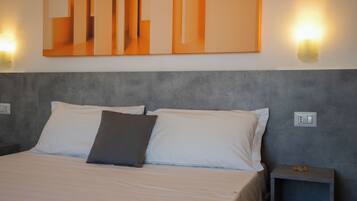1 habitación, wifi y ropa de cama