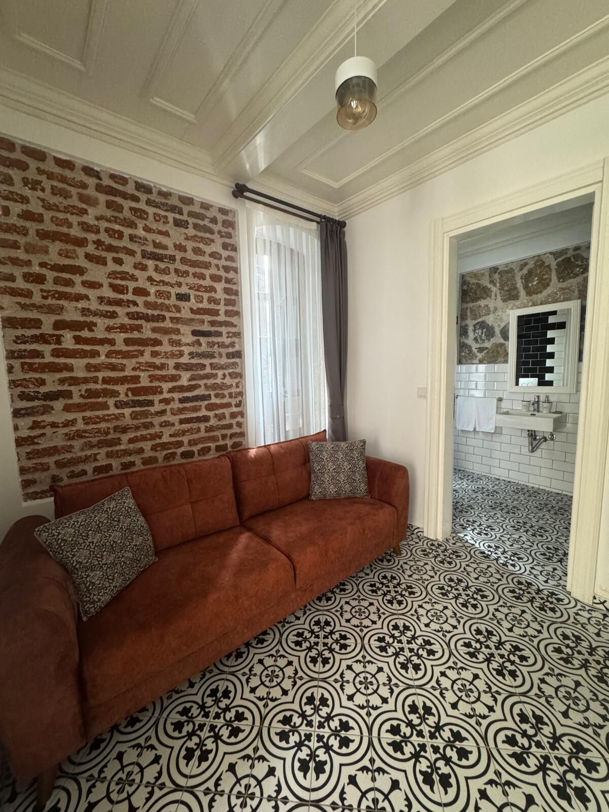 Standard Suite | Living area