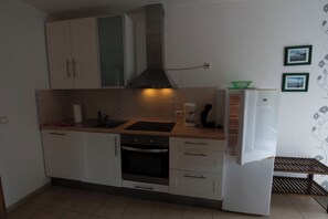 Ofen, Herdplatte, Geschirrspüler