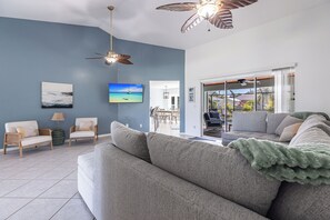 スマートテレビ、卓球台、プリンター