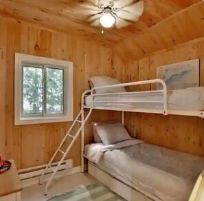 3 bedrooms, free WiFi, wheelchair access