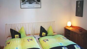 House | 2 bedrooms, individually furnished