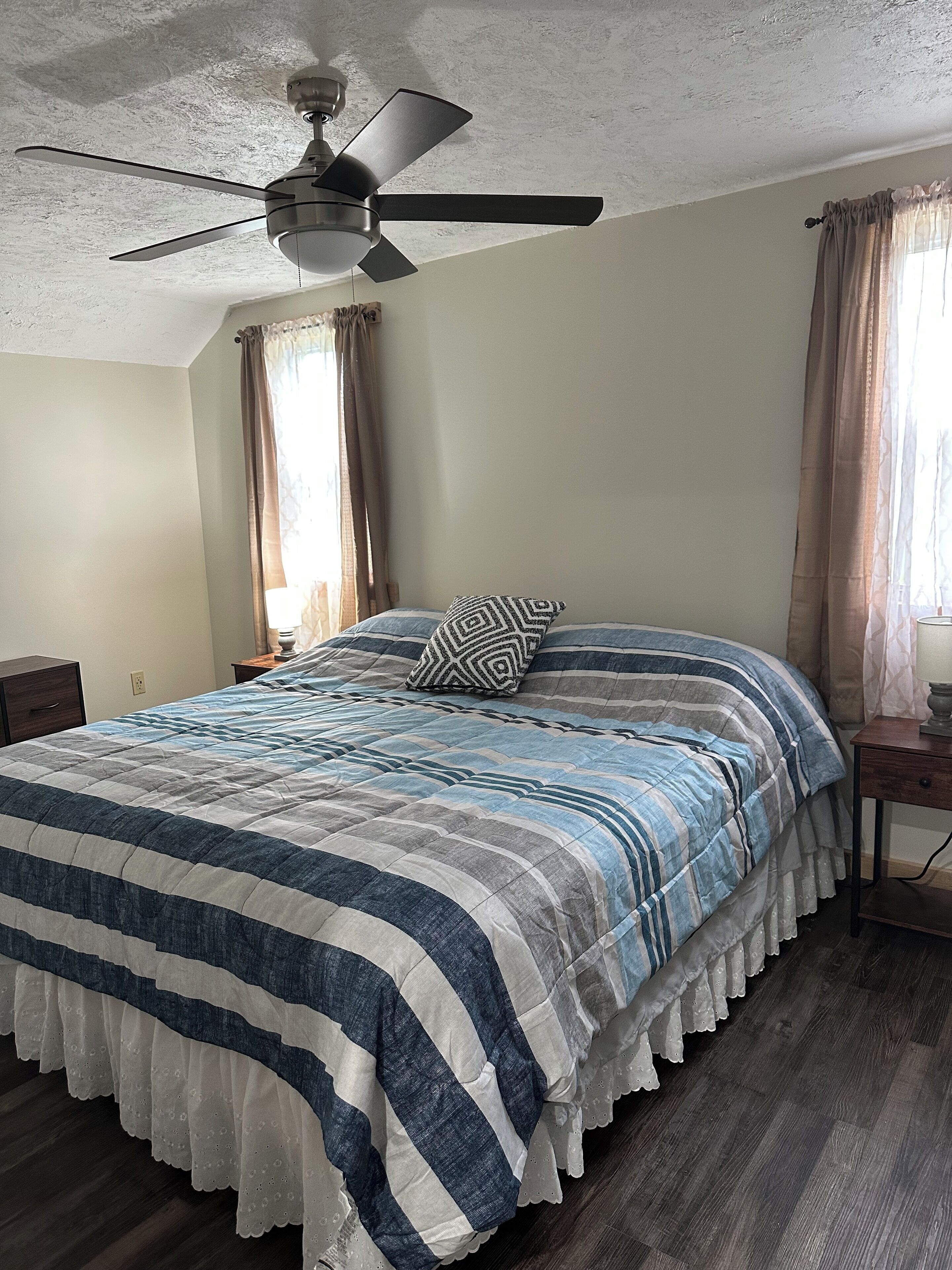 1 chambre, accès au Wi-Fi (inclus), literie fournie