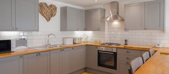 Beautiful Barn Conversion-Escape for 12