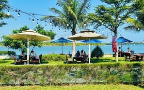 Food court - Nam Hoi An Riverside Hotel (Da Nang)